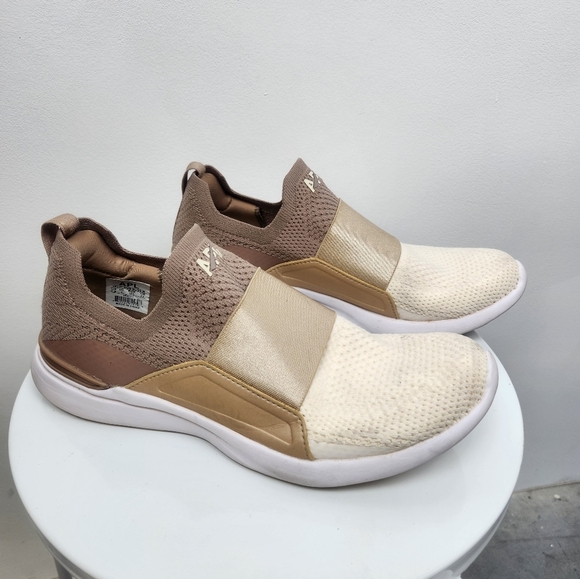 APL TechLoom Bliss Slip On Sneakers Womens Size 6.5 - Picture 3 of 6